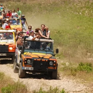 jeep safari in side (1)